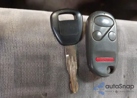 2001 Honda Accord 2.3 Ex из США, поврежденный, VIN 1HGCG55631A136784